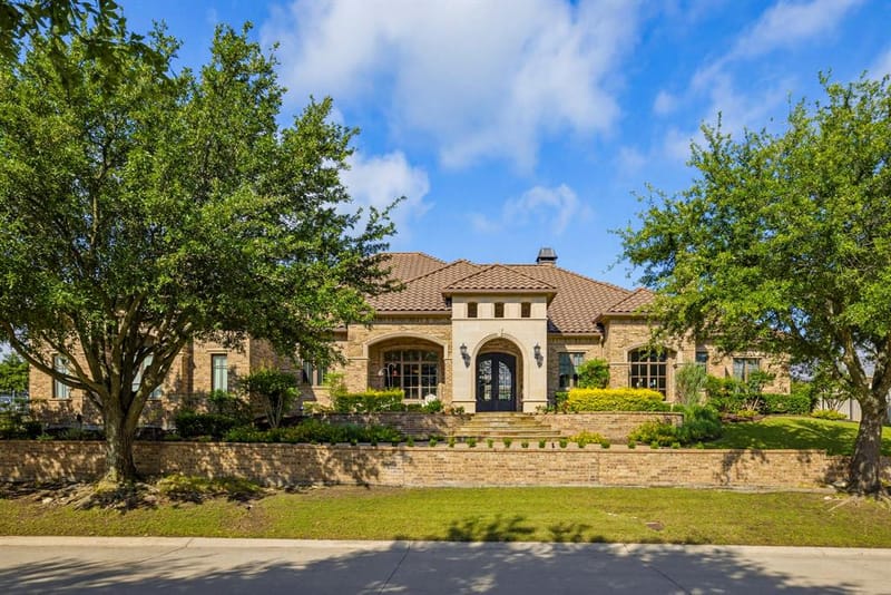 6705 Saucon Valley Drive, Fort Worth TX 76132 - Photo 3