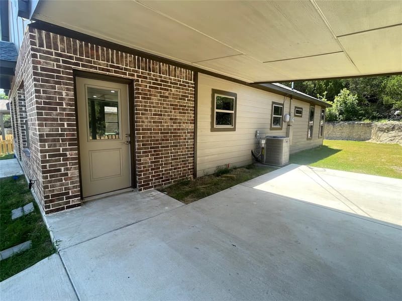 4311 Mountain Hollow Drive, Granbury TX 76048 - Photo 2