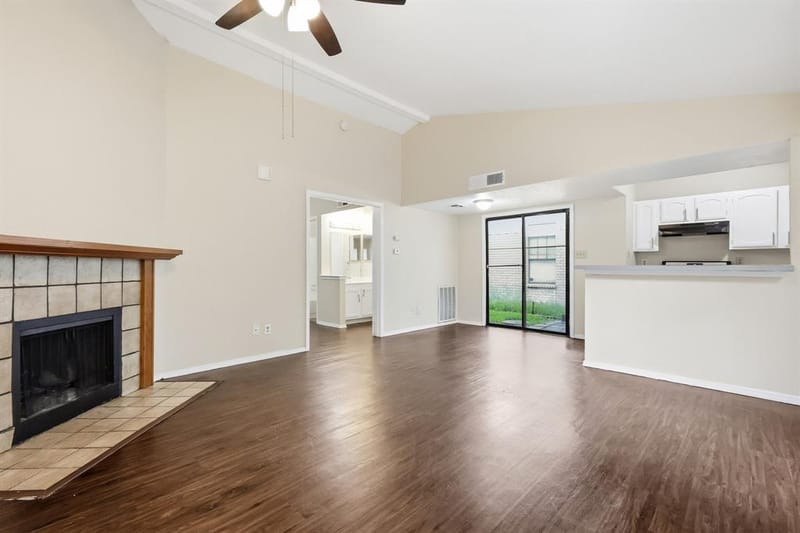 3048 Navarro Lane, Grand Prairie TX 75052 - Photo 4