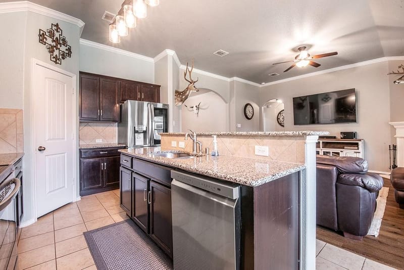 822 Graham Drive, Burleson TX 76028 - Photo 13