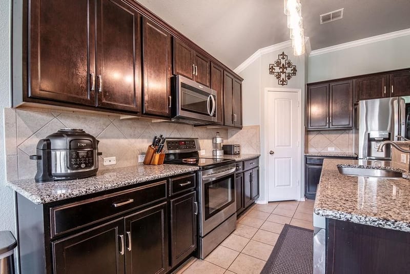 822 Graham Drive, Burleson TX 76028 - Photo 14