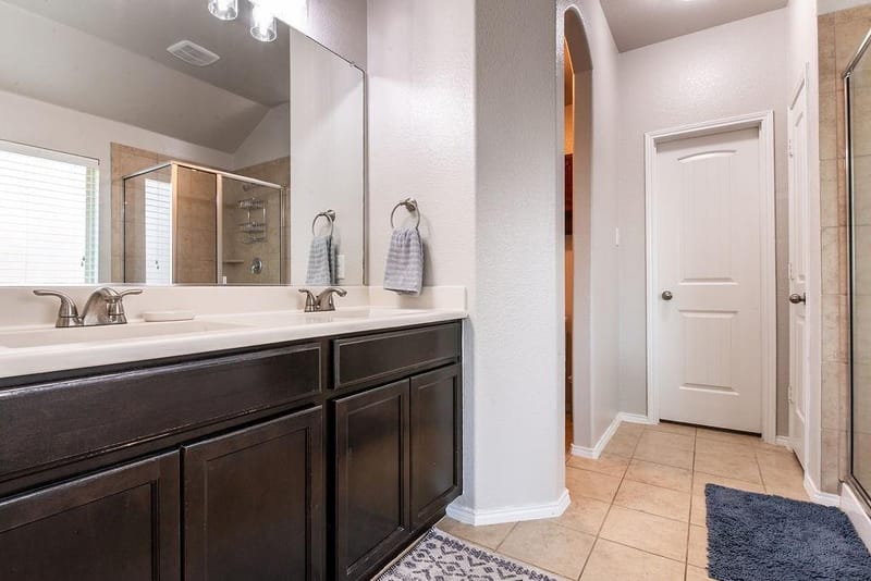 822 Graham Drive, Burleson TX 76028 - Photo 18