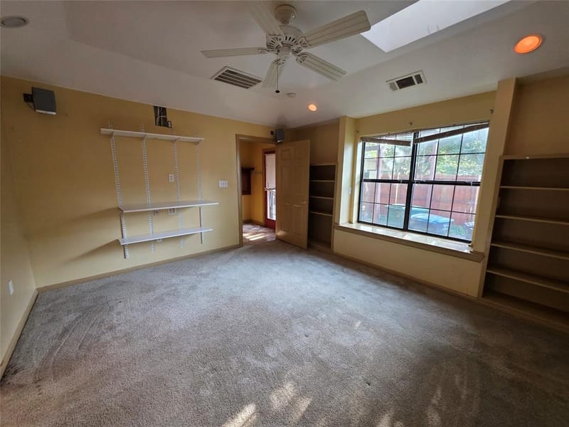 2216 Daisy Lane, Fort Worth TX 76111 - Photo 12