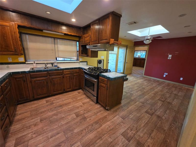 2216 Daisy Lane, Fort Worth TX 76111 - Photo 7