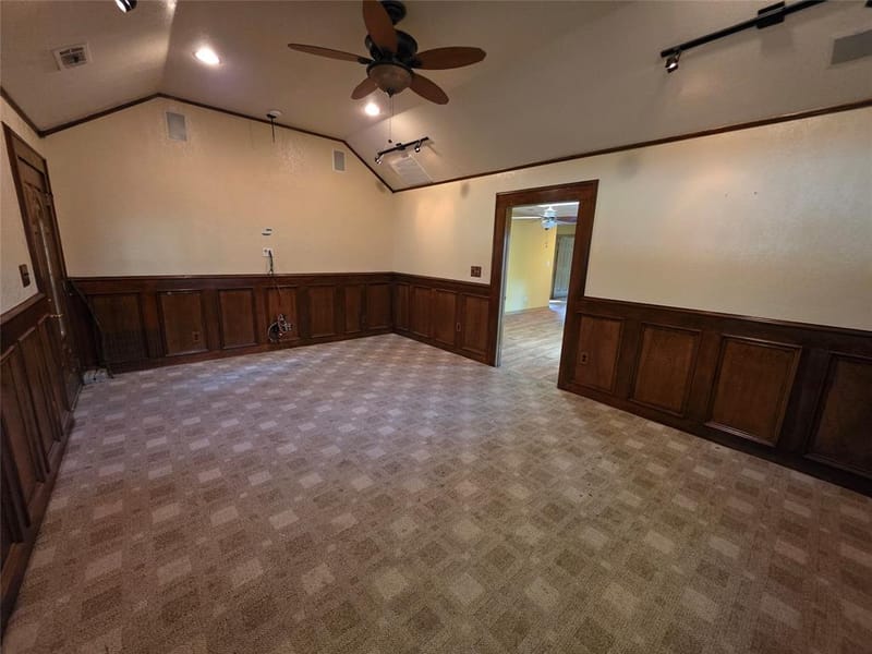 2216 Daisy Lane, Fort Worth TX 76111 - Photo 5
