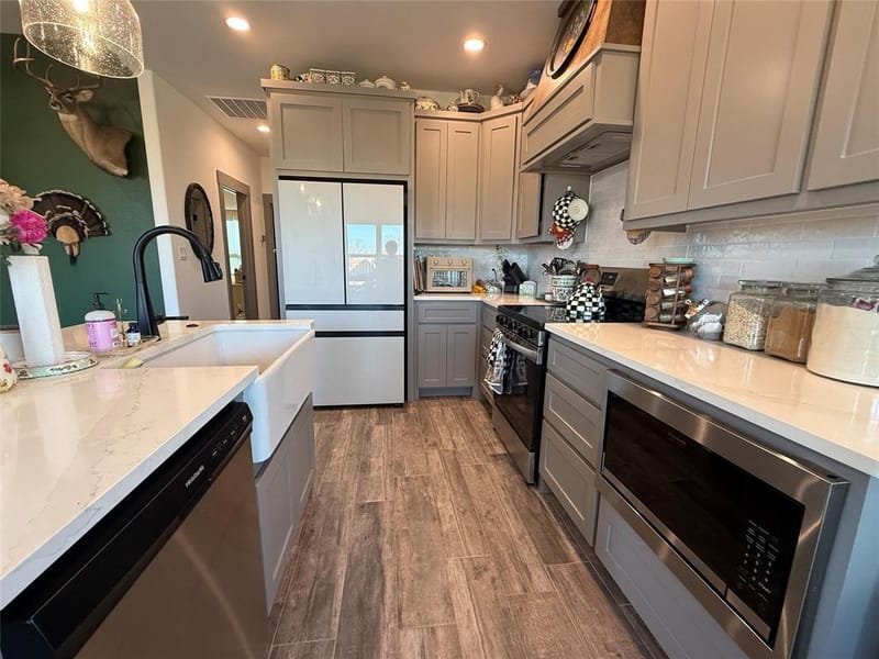 9221 Parkview, Tolar TX 76476 - Photo 15