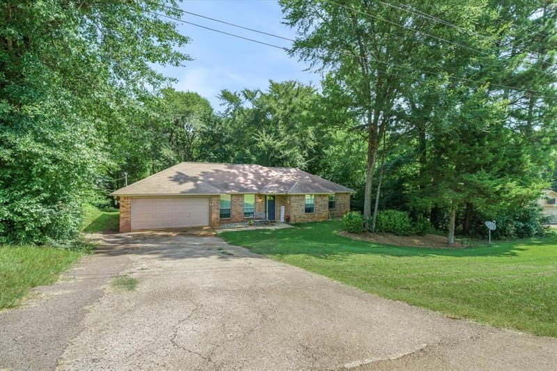 9165 Stonecreek, Tyler TX 75703 - Photo 3