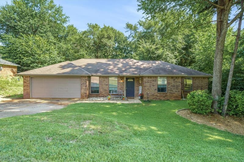 9165 Stonecreek, Tyler TX 75703 - Photo 5
