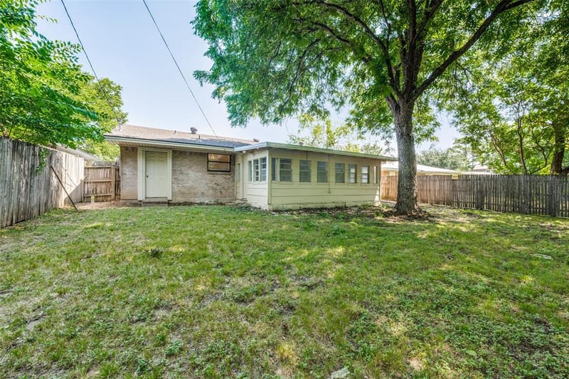 706 Goodyear Street, Irving TX 75062 - Photo 24