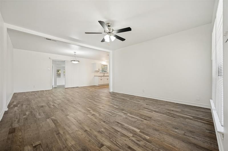 706 Goodyear Street, Irving TX 75062 - Photo 18
