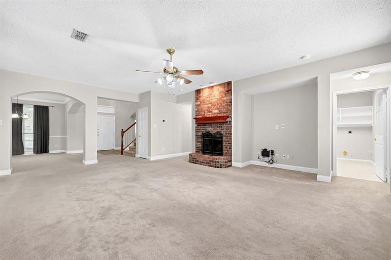 905 Hampstead Drive, Mesquite TX 75181 - Photo 4