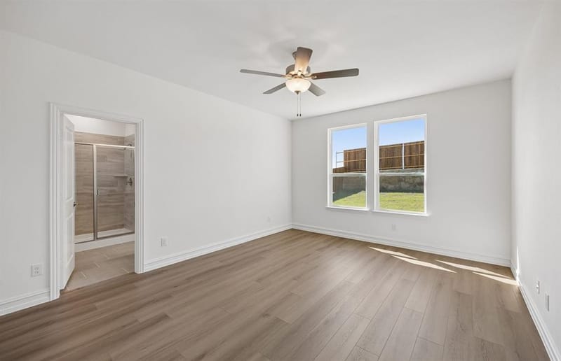 437 Avian Way, Godley TX 76044 - Photo 8