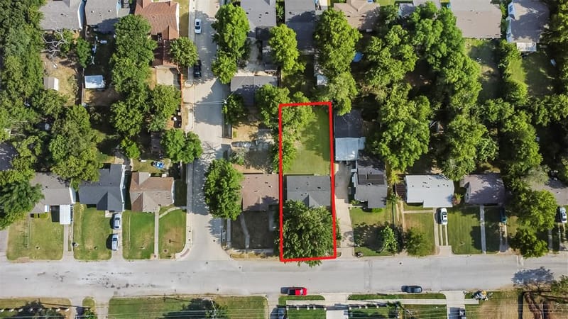 5624 S Hampshire Boulevard, Fort Worth TX 76112 - Photo 3