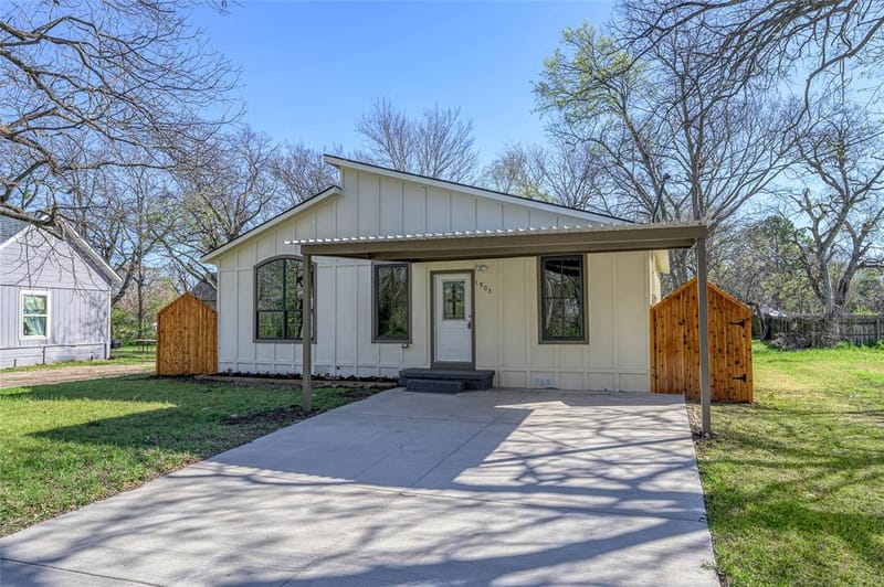 1905 S Walnut Street, Sherman TX 75090 - Photo 3