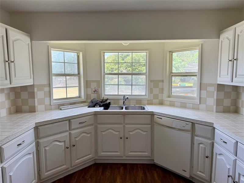 1407 N East St, Belton TX 76513 - Photo 4