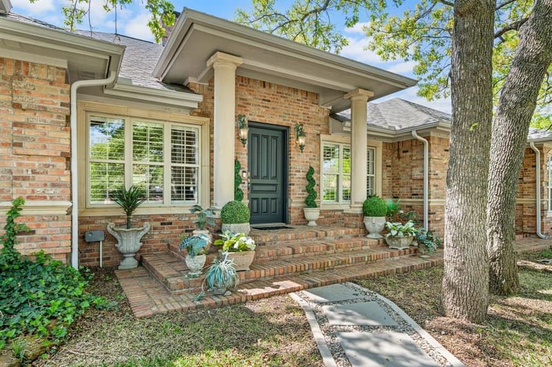 3716 Oakwood Drive, Grapevine TX 76051 - Photo 8