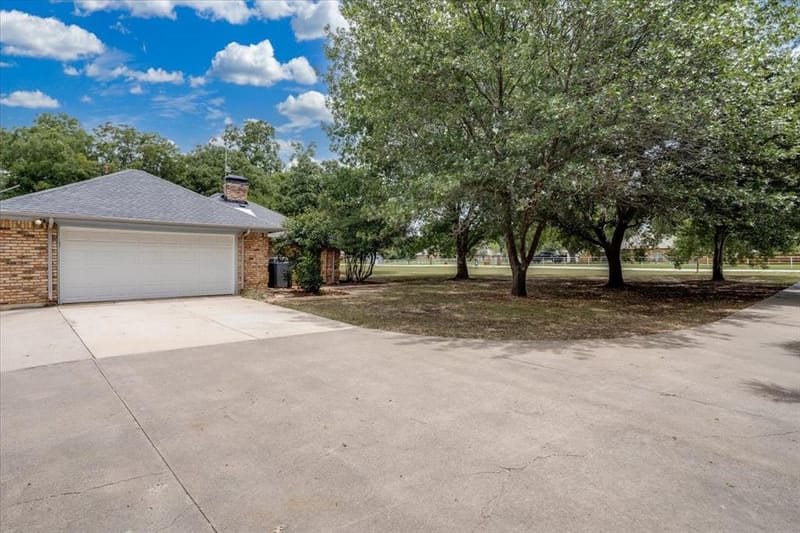 190 Robinson Road, Combine TX 75159 - Photo 17