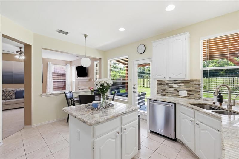 517 Waterview Drive, Coppell TX 75019 - Photo 10