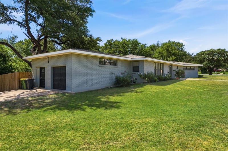 627 Bellaire Drive, Woodway TX 76712 - Photo 31
