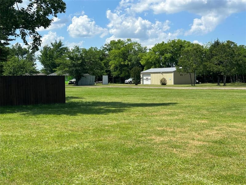 129 Saint Michaels Drive, Trinidad TX 75163 - Photo 20