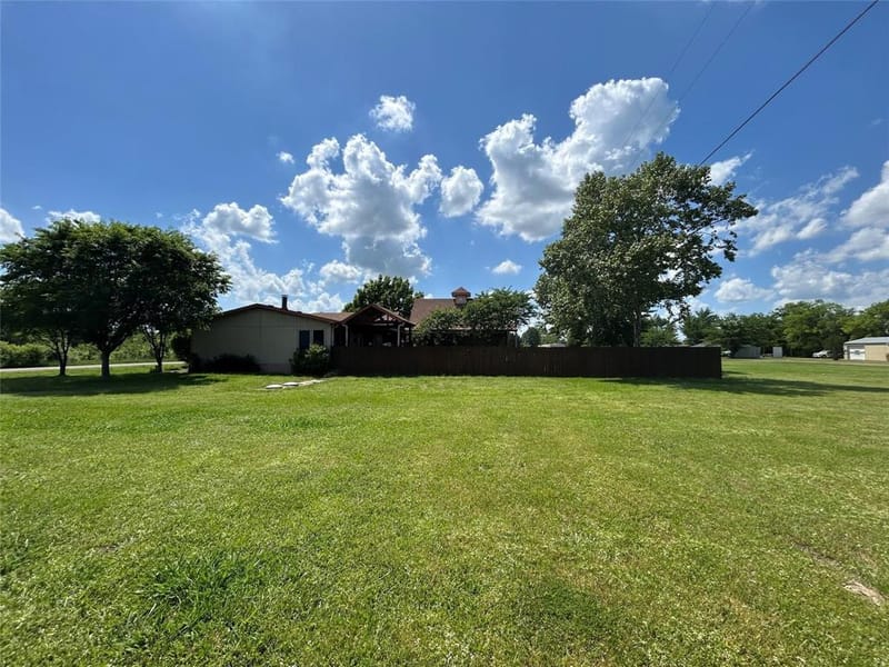 129 Saint Michaels Drive, Trinidad TX 75163 - Photo 24