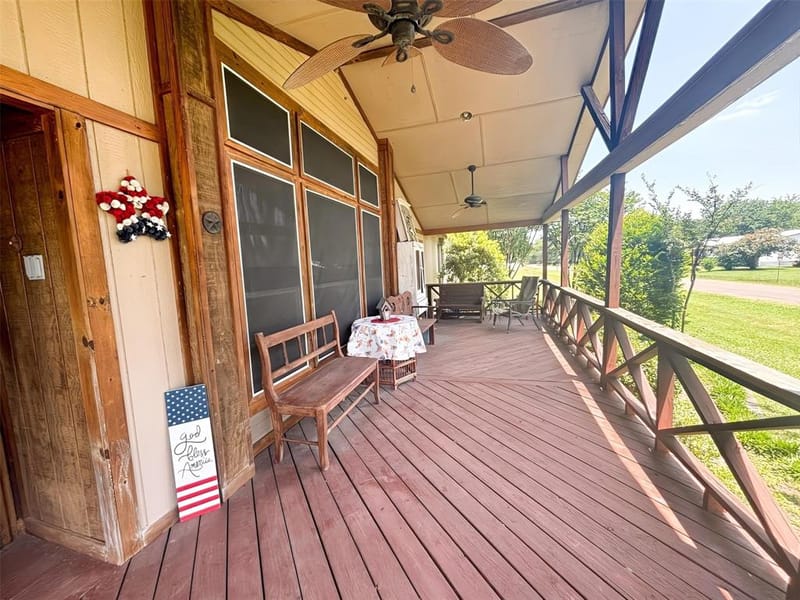 129 Saint Michaels Drive, Trinidad TX 75163 - Photo 8