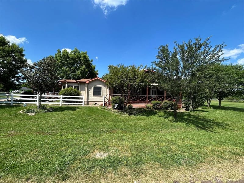 129 Saint Michaels Drive, Trinidad TX 75163 - Photo 25