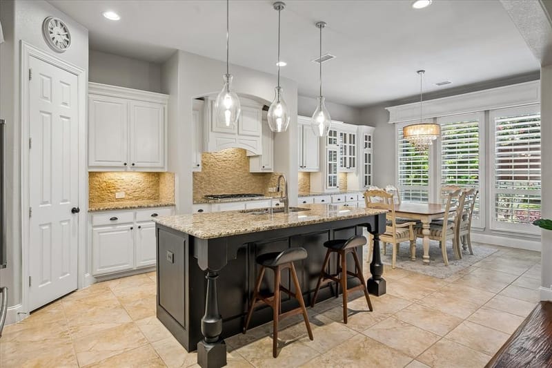 8305 Turtleback Court, McKinney TX 75070 - Photo 13