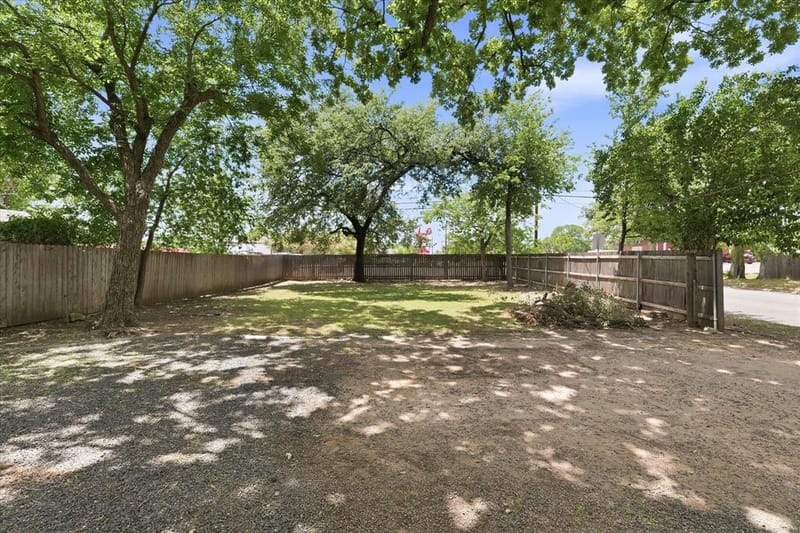 2601 Columbus Avenue, Waco TX 76710 - Photo 28