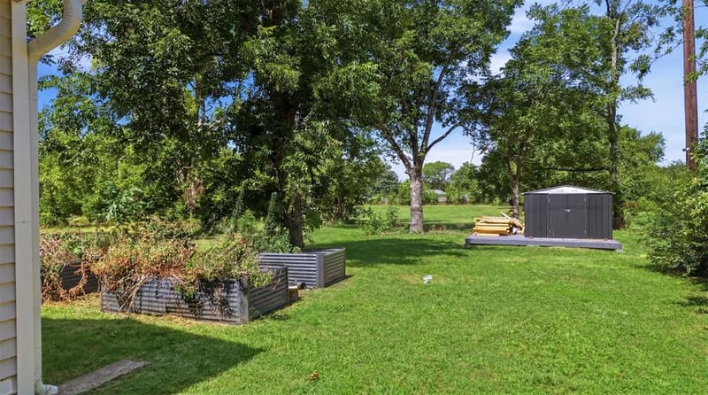 337 N 1st Street, Point TX 75472 - Photo 27
