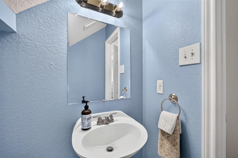 2724 Winterlake Drive, Carrollton TX 75006 - Photo 30