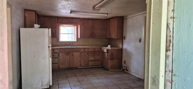 166 Seldon Loop, Bowie TX 76230 - Photo 10