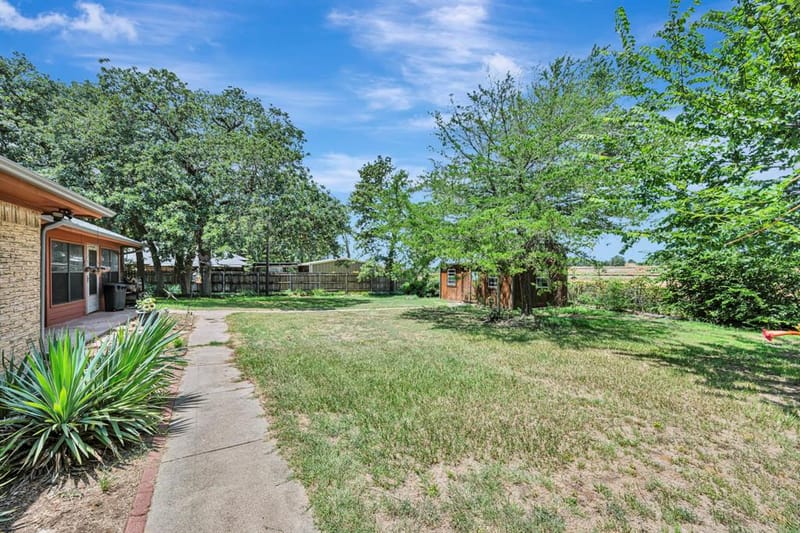 408 Chimney Hill Circle, Mansfield TX 76063 - Photo 33