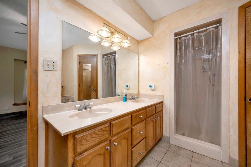 408 Chimney Hill Circle, Mansfield TX 76063 - Photo 18