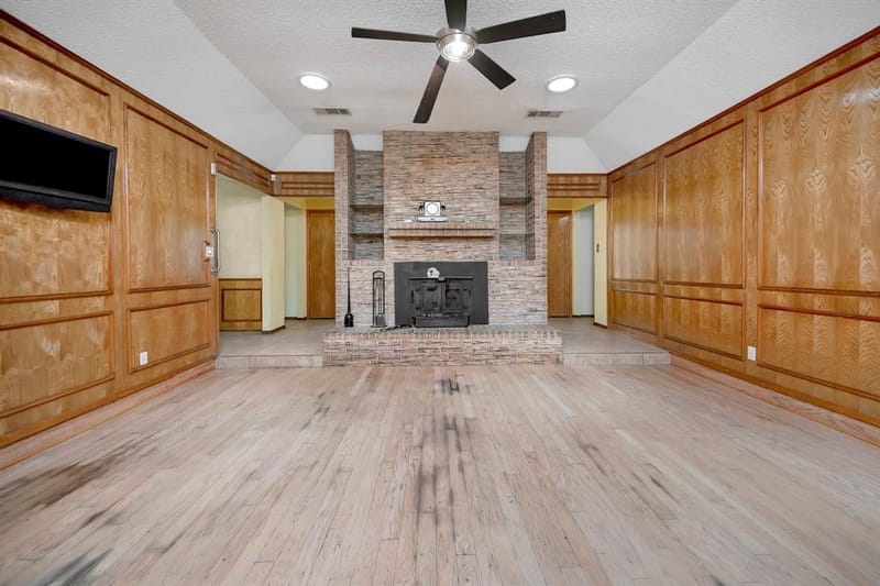 408 Chimney Hill Circle, Mansfield TX 76063 - Photo 11