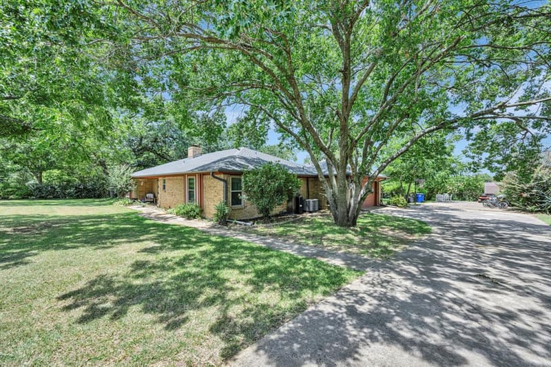 408 Chimney Hill Circle, Mansfield TX 76063 - Photo 31