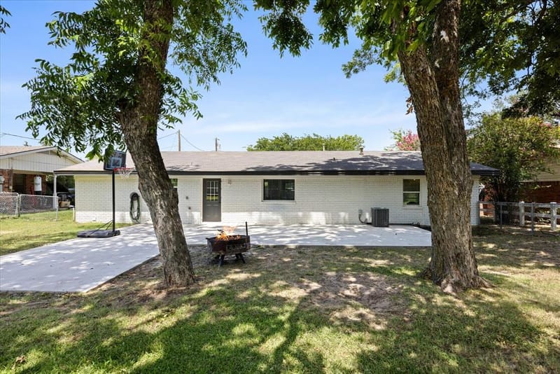 270 Barker Street, Stephenville TX 76401 - Photo 28