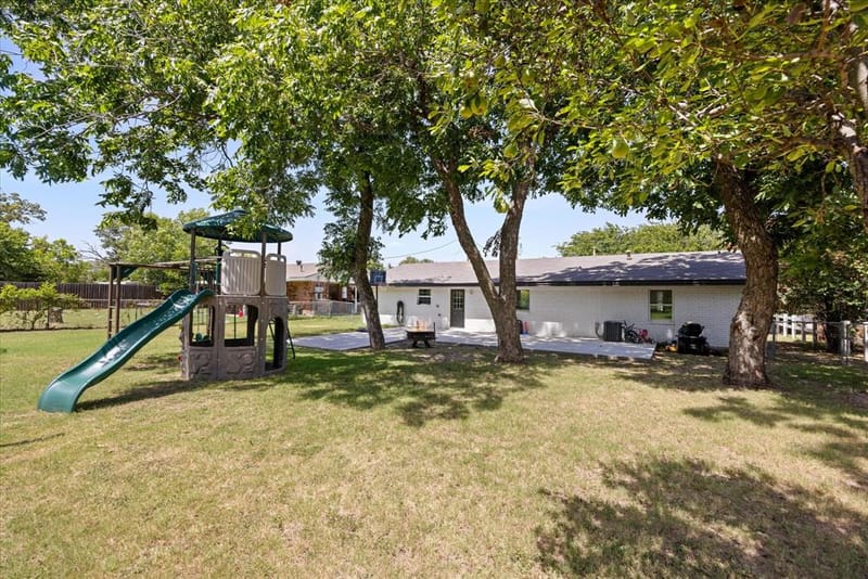 270 Barker Street, Stephenville TX 76401 - Photo 34
