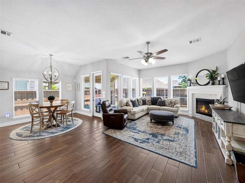 8712 Navidad Falls Drive, McKinney TX 75071 - Photo 4