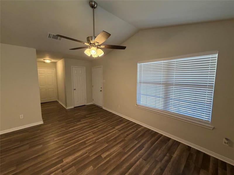 2025 Lyle Avenue, Waco TX 76708 - Photo 17
