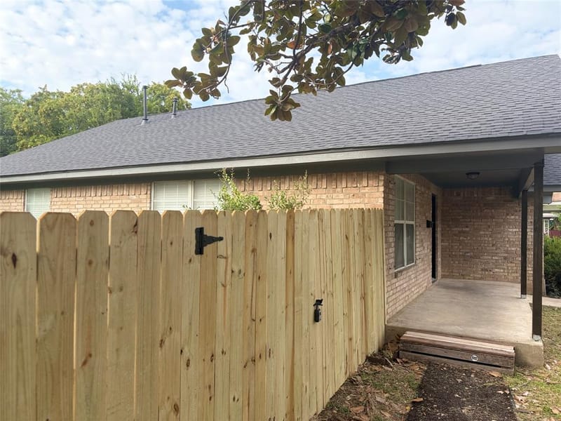 2025 Lyle Avenue, Waco TX 76708 - Photo 5