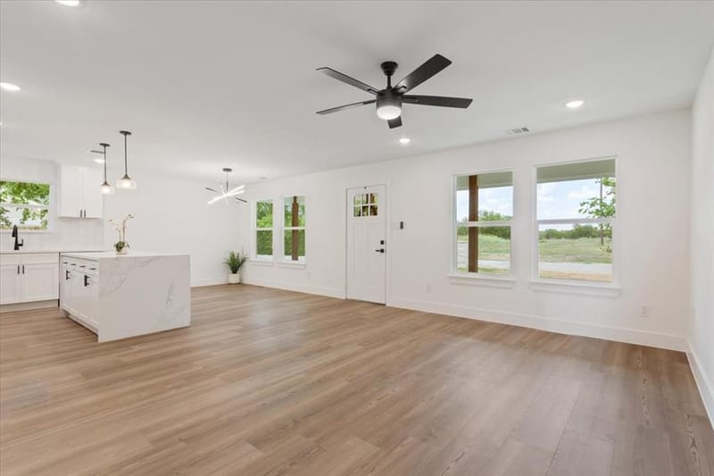212 W Madison Street, Hillsboro TX 76645 - Photo 3