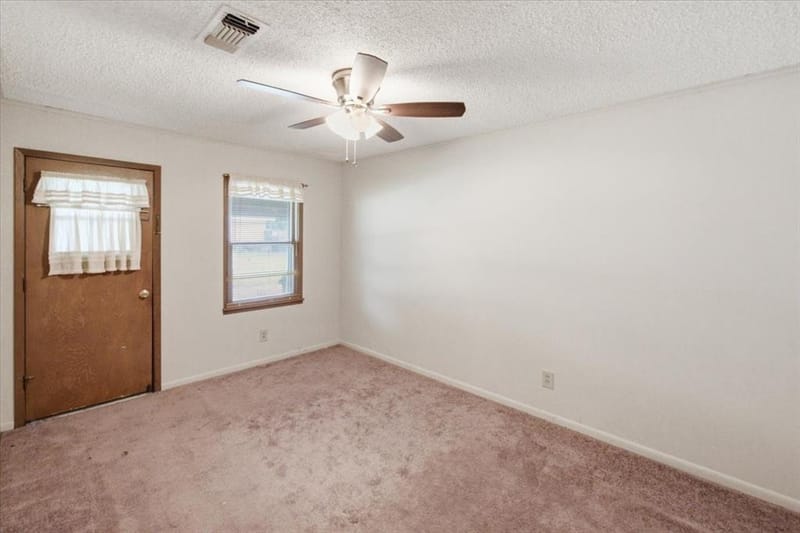156 Bowie, McGregor TX 76657 - Photo 12