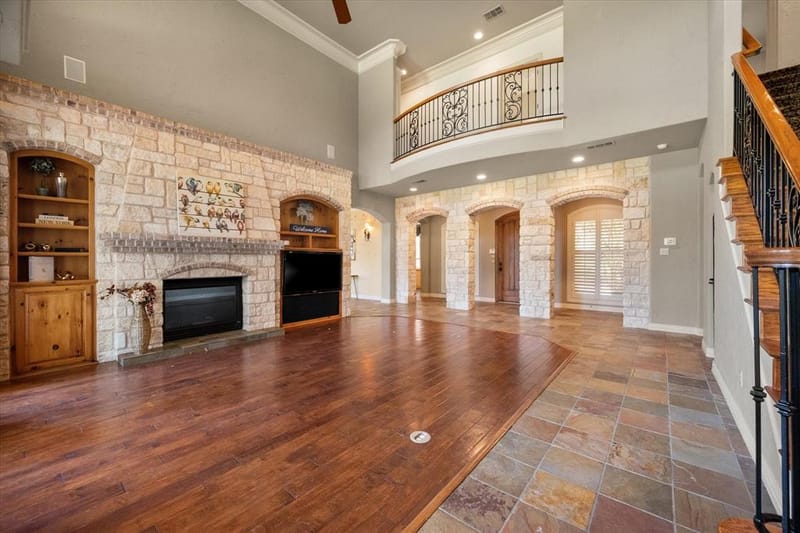 1019 Walnut Falls Circle, Mansfield TX 76063 - Photo 8