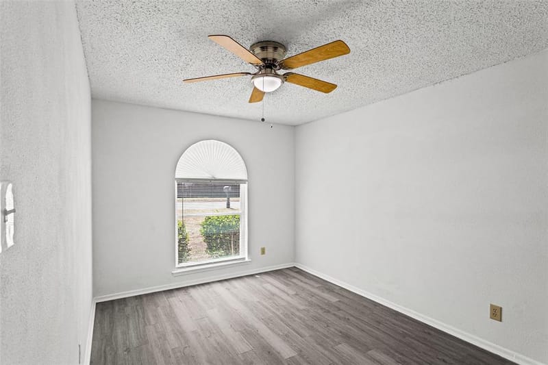 529 Georgetown Drive, Everman TX 76140 - Photo 18