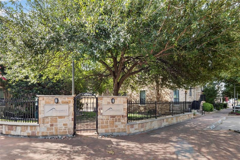 7424 Bishop Road, Plano TX 75024 - Photo 3