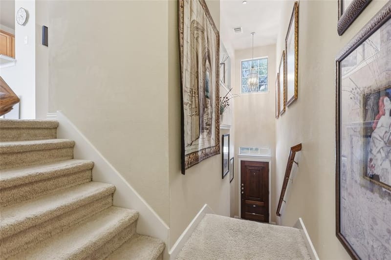 1431 Chase Lane, Irving TX 75063 - Photo 5