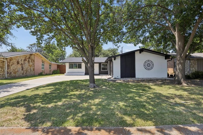 3332 High Lark Drive, Dallas TX 75234 - Photo 3