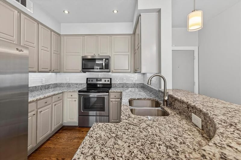 3333 Darcy Street # 2102, Fort Worth TX 76107 - Photo 13