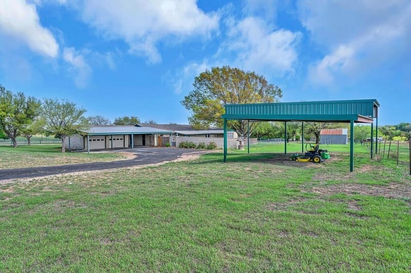 596 Saffle Road, Robinson TX 76706 - Photo 28